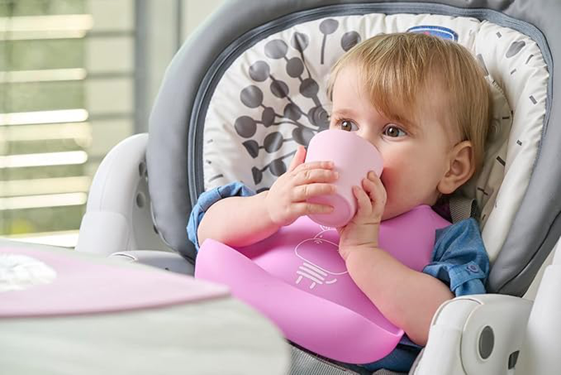 Chicco easy roll silicone bib pink 6m+, , medium-null