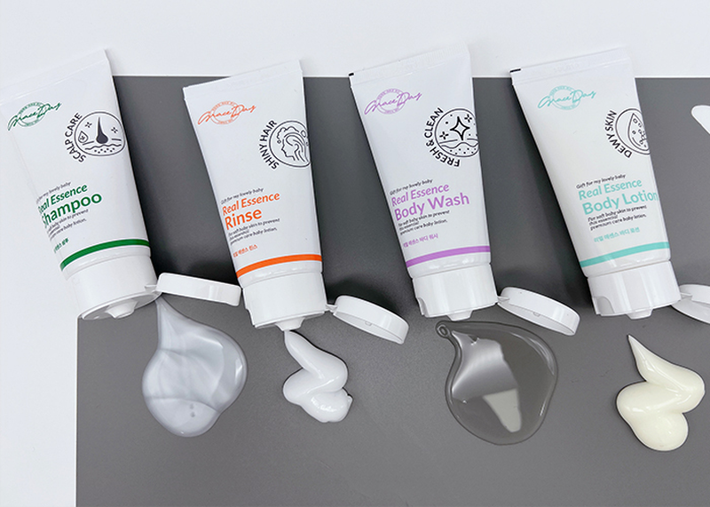 Product image: Grace day real Essence travel kit (shampoo, rinse, body lotion, body wash), , medium-null