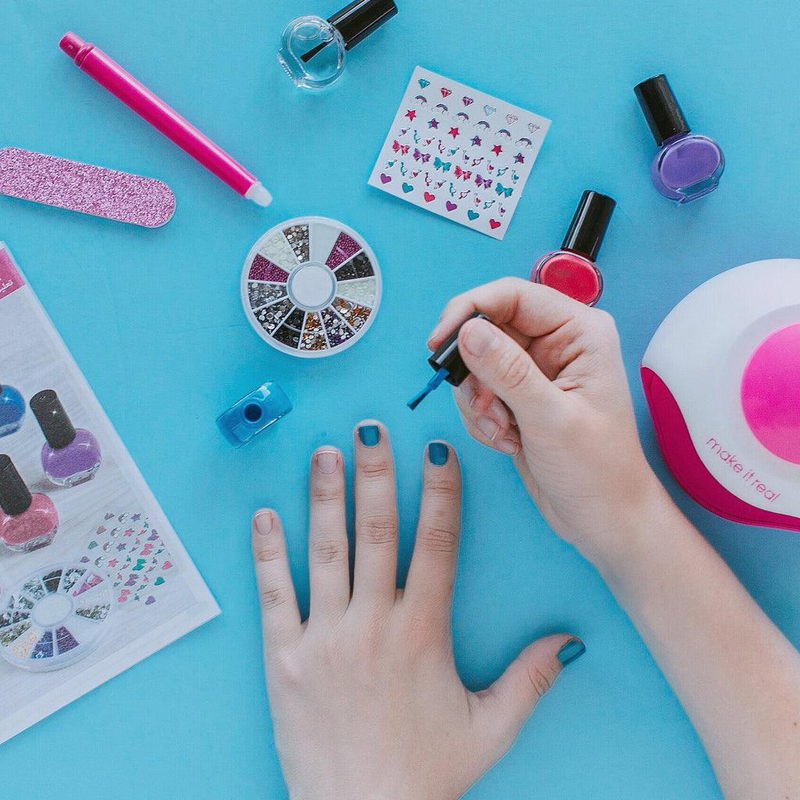Make it real glitter dream nail spa, , medium image number null