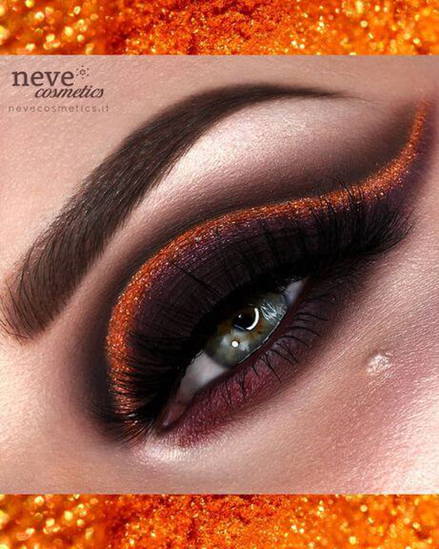 Eyeshadow seahorse-null