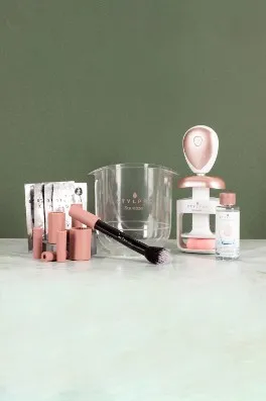 Product image: Spin & squeeze makeup brush and sponge cleaner, , medium-null