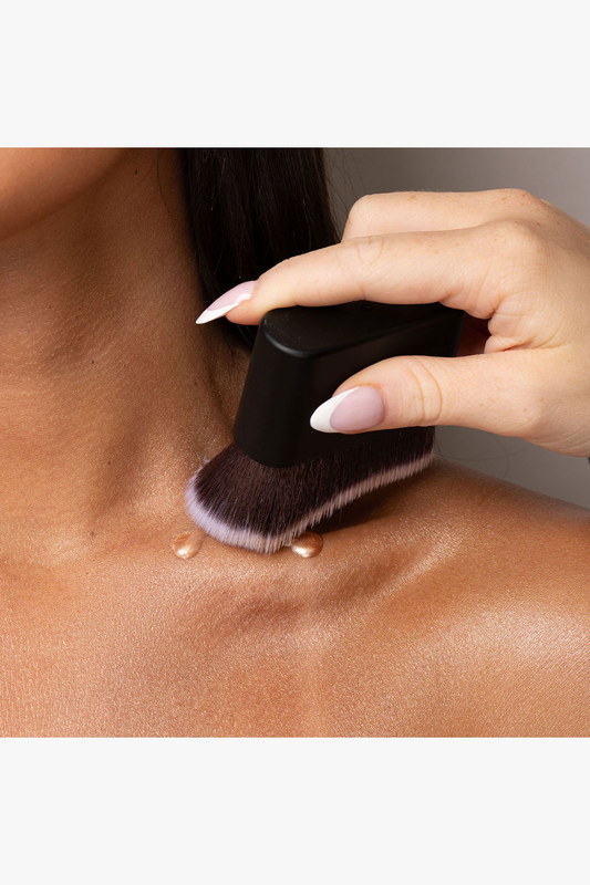Product image: No.24 blending face & body brush, , medium-null