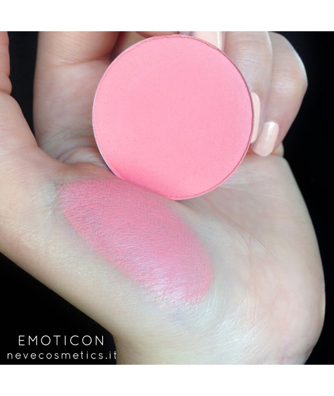 Blush in pod emoticon, , medium image number null