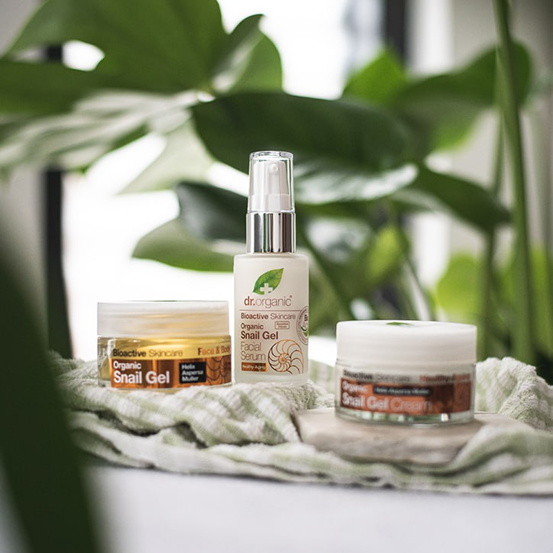 Dr. Organic &omicron;&rho;ό&sigmaf; &alpha;&nu;&tau;&iota;&gamma;ή&rho;&alpha;&nu;&sigma;&eta;&sigmaf; &pi;&rho;&omicron;&sigma;ώ&pi;&omicron;&upsilon; &mu;&epsilon; έ&kappa;&kappa;&rho;&iota;&mu;&alpha; &sigma;&alpha;&lambda;&iota;&gamma;&kappa;&alpha;&rho;&iota;&omicron;ύ 30ml-null