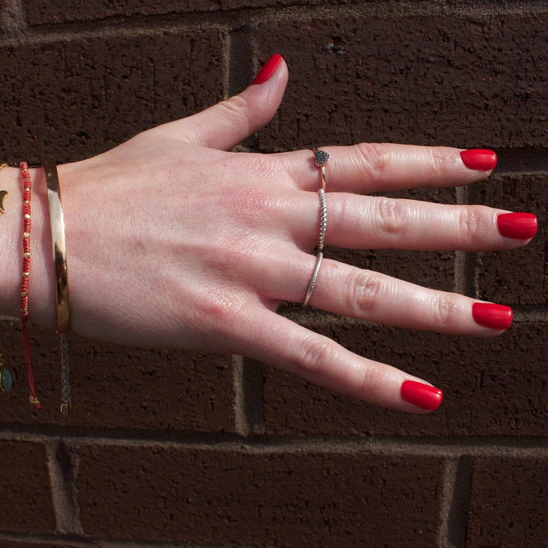 No.19 pillar box red nail polish, , medium-null