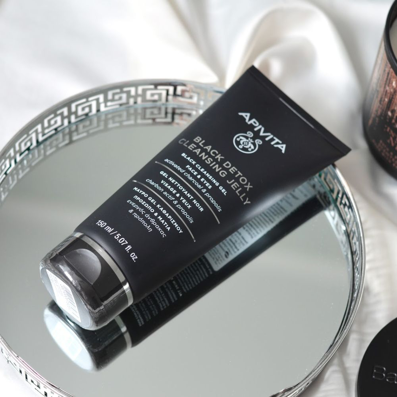 Product image: Apivita black detox cleansing gel μαύρο τζελ καθαρισμού για πρόσωπο και μάτια με άνθρακα & πρόπολη 150ml-null