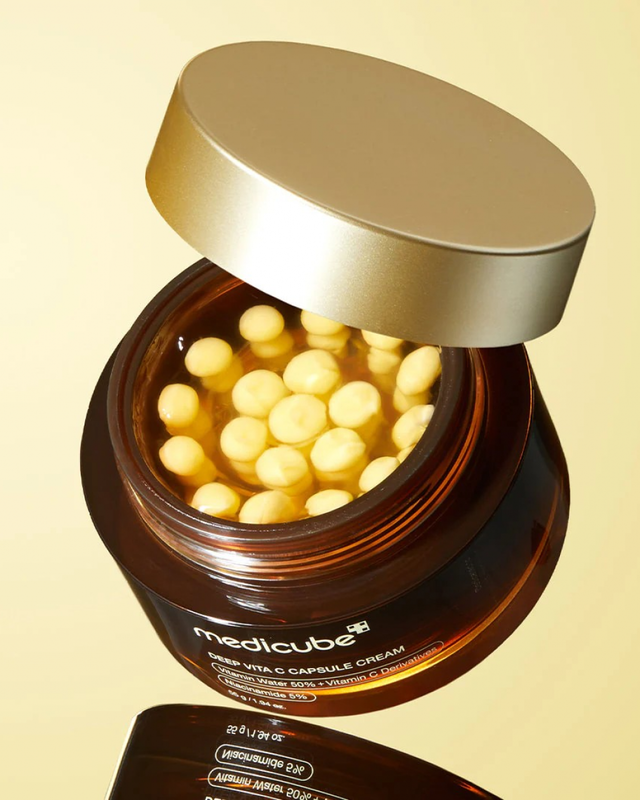 Deep vitamin c capsule cream-null