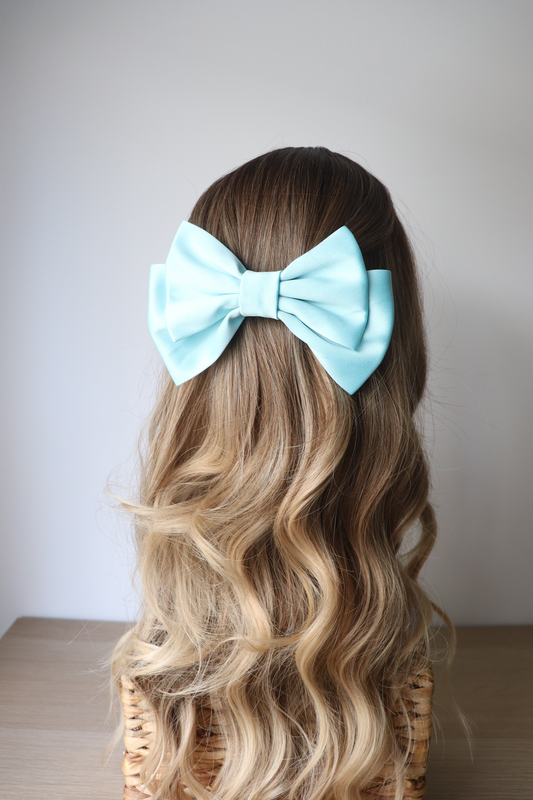 Liora medium hair bow clip, , medium-null
