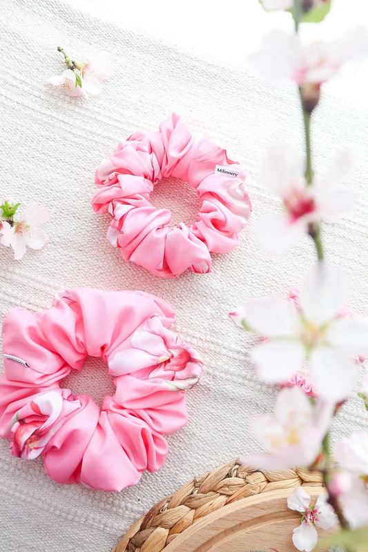 Victoria xxs scrunchie, , medium-null