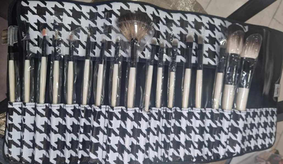 Makeup brushes set
