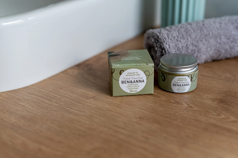 Hand cream avocado intensive, , medium-null