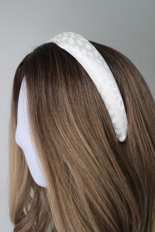 Product image: Veloura padded headband, , medium-null