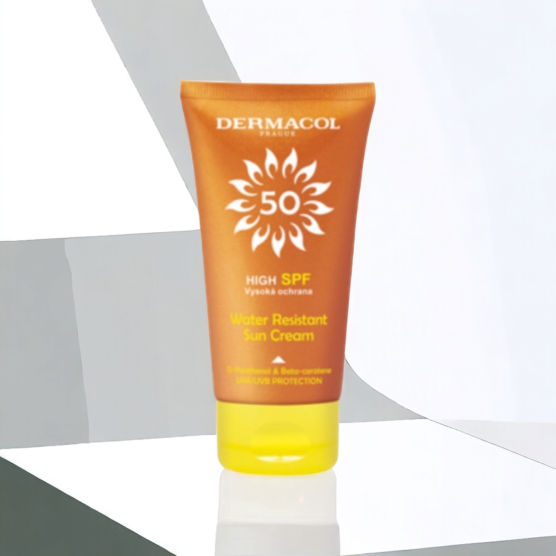 Water resistant sun cream SPF50-null