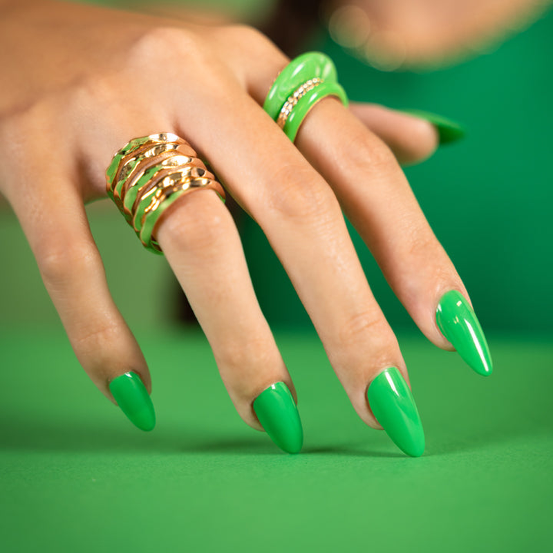No.304 - verde nail polish, , medium image number null
