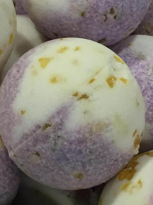 Bath bombs freesia, , medium