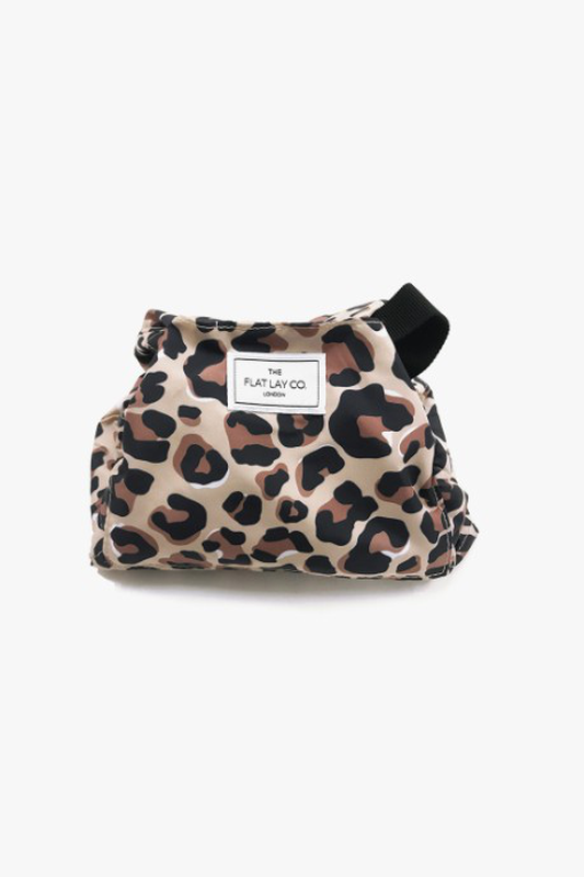 Open flat makeup bag leopard print, , medium-null