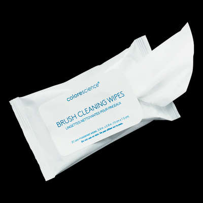 Brush cleaning wipes