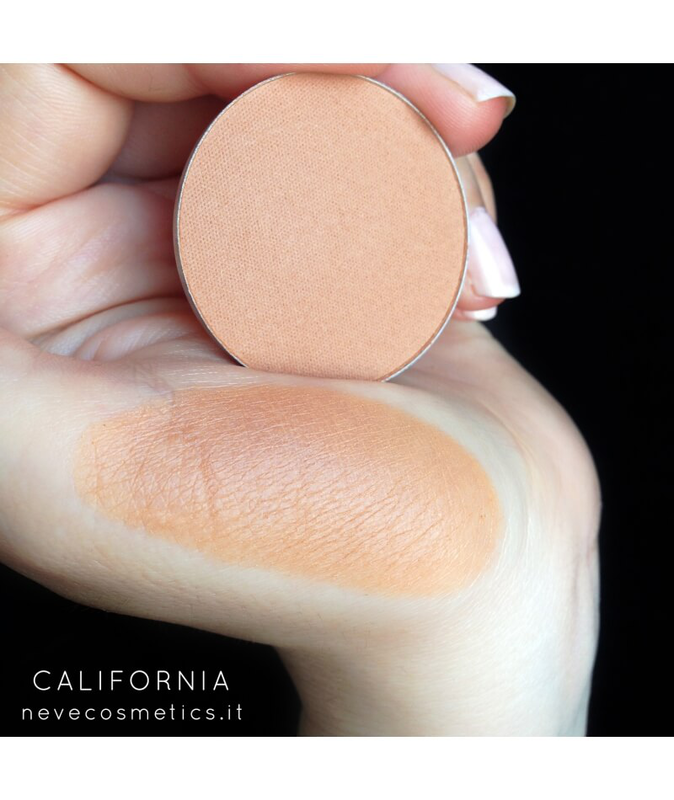 Bronzer in pod california, , medium-null