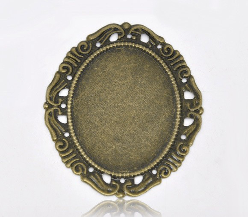 Metallic oval frame 53x44x9mm 1piece, , medium-null