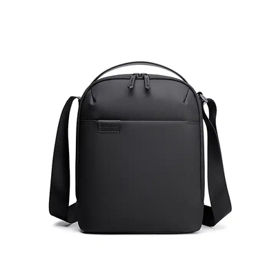 Arctic hunter agile crossbody bag black, Black, medium