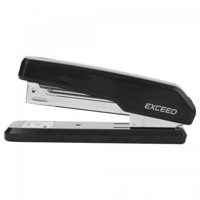 Deli stapler half strip 25 sheets black