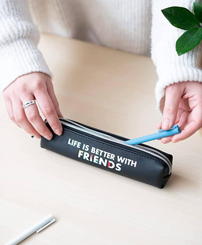 Official black logo friends pencil case-null
