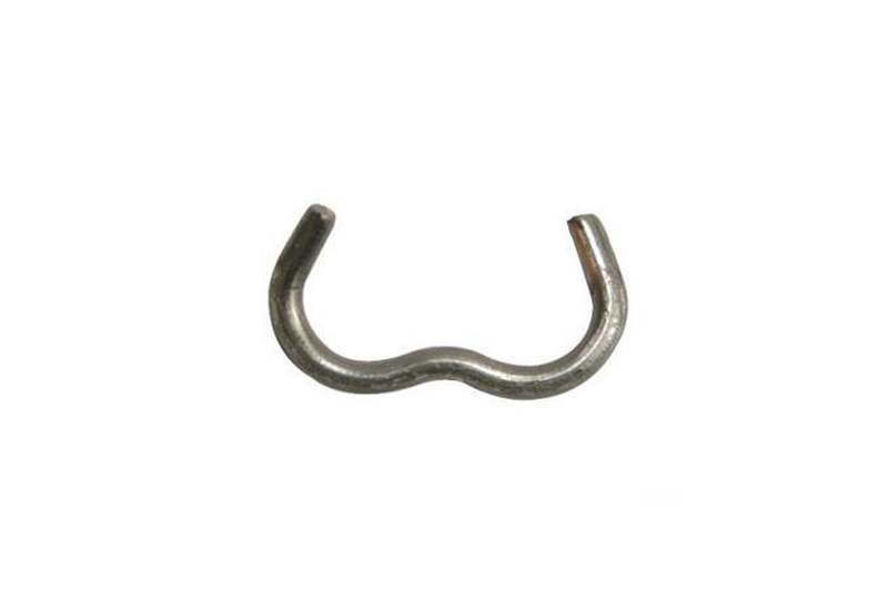 042001 - "omega 20" galvanized staples (127660) image number null