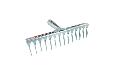 Twisted garden rake  (a15702)