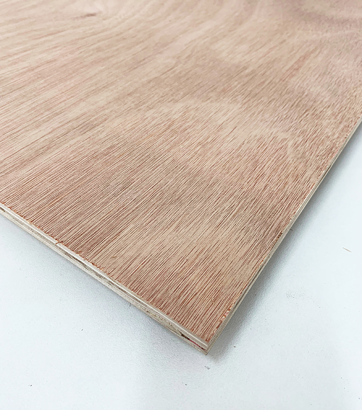 Product image: Reddish plywood 12mm 60x60cm, , medium-null