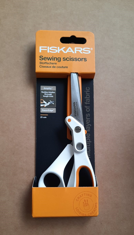 Fiskars arts/crafts ,sewing scissors, , medium-null