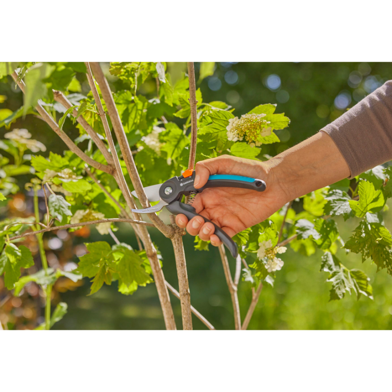 Gardena cut hand pruner, , medium-null