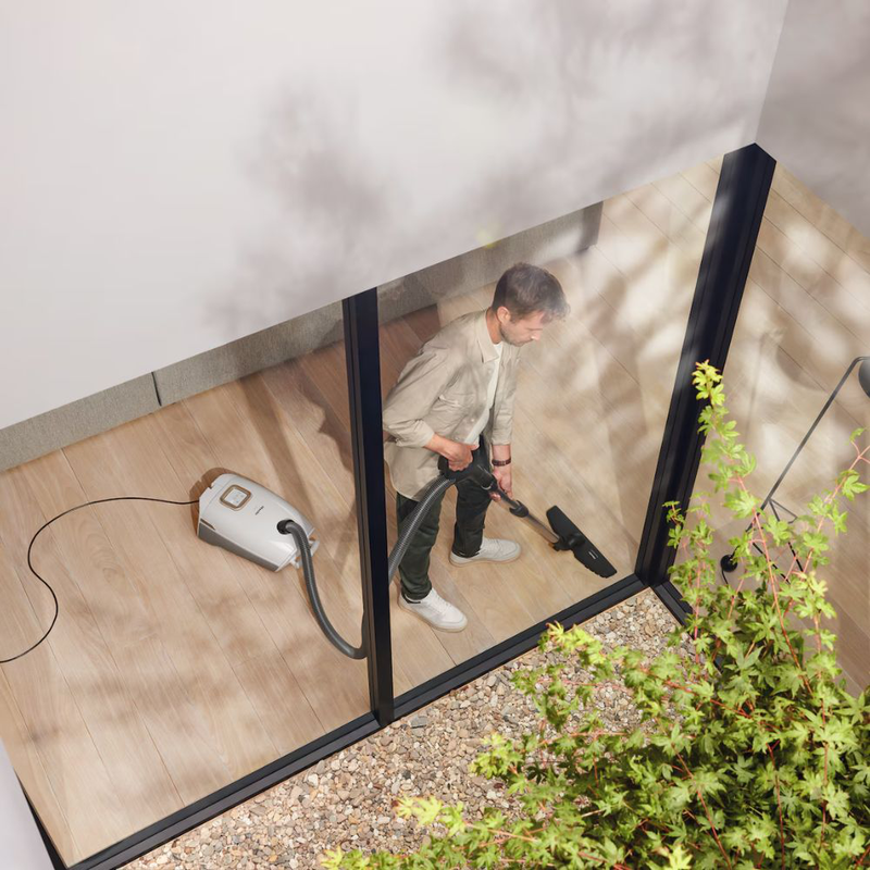 Product image: Miele guard l1 parquet ηλεκτρική κυλινδρική σκούπα 890w με σακούλα 3.5l με powerline τεχνολογία, πέλμα parquet twister & dynamicdrive άσπρο, , medium-null