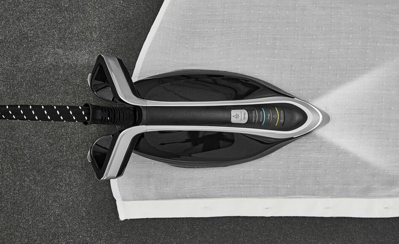 Tefal pro express vision gv9821 steam iron 3000w with durilium Airglide autoclean soleplate and continuous steam supply 180g/min-null