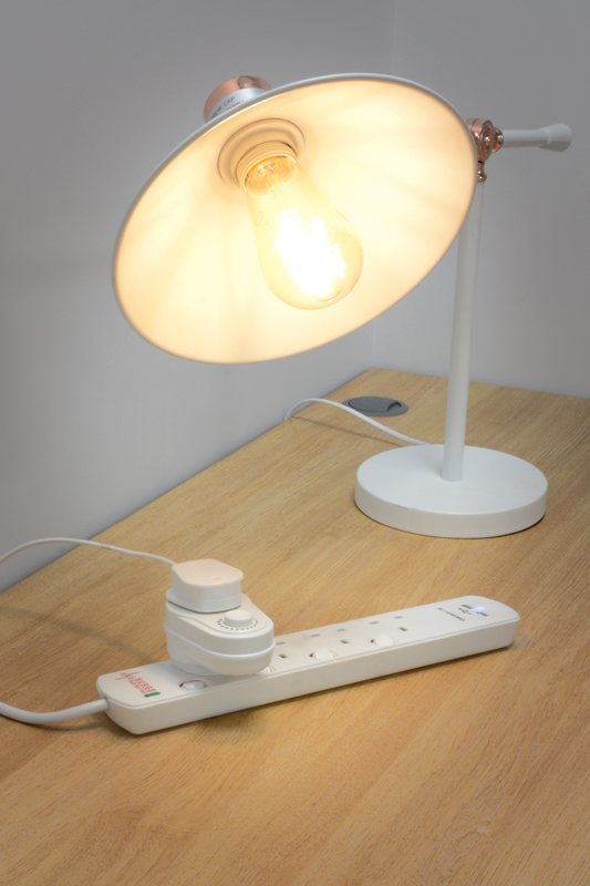Mercury plug in uk-type dimmer switch 350.109uk image number null