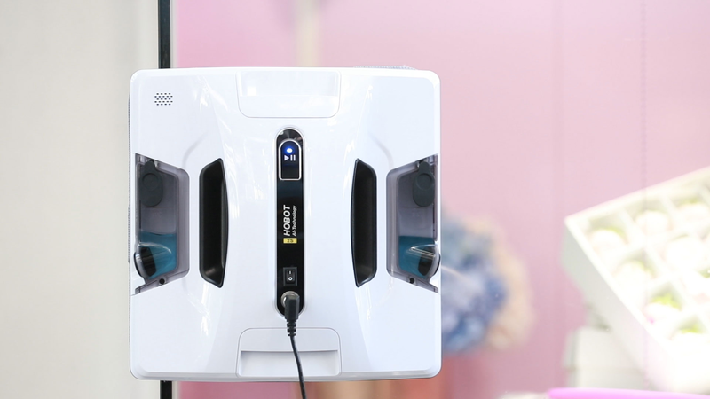 Hobot 2s window cleaning robot image number null