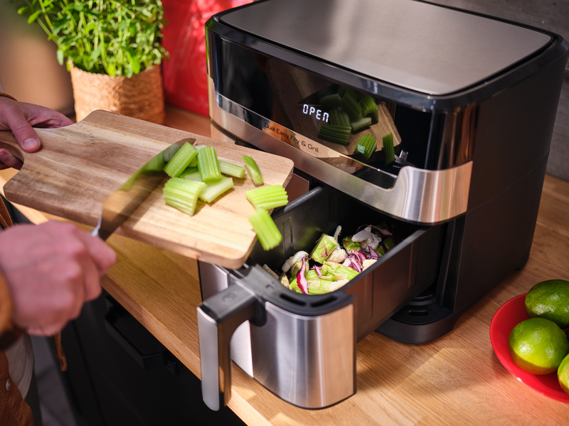 Tefal &phi;&rho;&iota;&tau;έ&zeta;&alpha; &alpha;έ&rho;&omicron;&sigmaf; dual technology 8.3l black easy fry & grill ey905d10-null