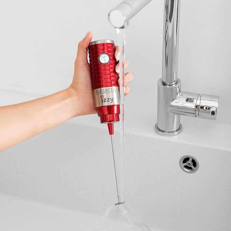 Izzy &sigma;&upsilon;&sigma;&kappa;&epsilon;&upsilon;ή &phi;&rho;&alpha;&pi;έ &chi;&epsilon;&iota;&rho;ό&sigmaf; barista &alpha;&pi;ό &alpha;&nu;&omicron;&xi;&epsilon;ί&delta;&omega;&tau;&omicron; &alpha;&tau;&sigma;ά&lambda;&iota; &kappa;&alpha;&iota; &pi;&rho;&omicron;&sigma;&tau;&alpha;&tau;&epsilon;&upsilon;&tau;&iota;&kappa;ό &kappa;ά&lambda;&upsilon;&mu;&mu;&alpha; &kappa;ό&kappa;&kappa;&iota;&nu;&omicron;, , medium-null