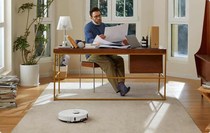 Roborock s8 maxv ultra robot vacuum carpet cleaning Wi-Fi white-null