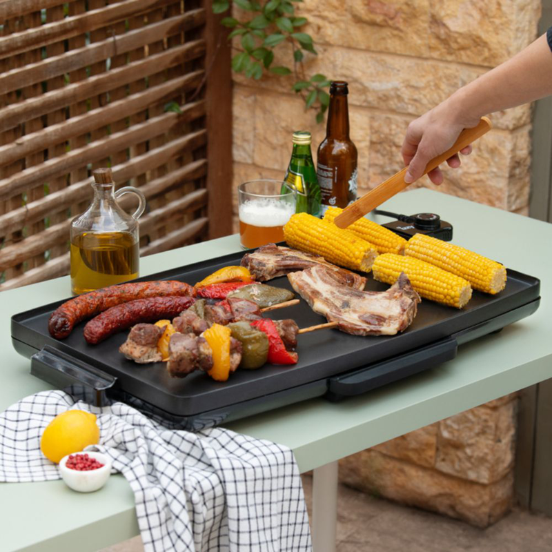 Product image: Izzy επιτραπέζια ηλεκτρική ψησταριά xl plancha 2400w 59.5×34.5cm με ρυθμιζόμενο θερμοστάστη iz-8103, , medium-null
