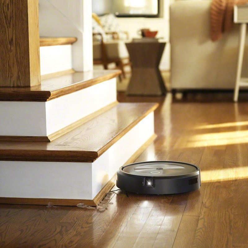 Irobot Wi-Fi connected roomba&reg; j7 robot vacuum, , medium-null
