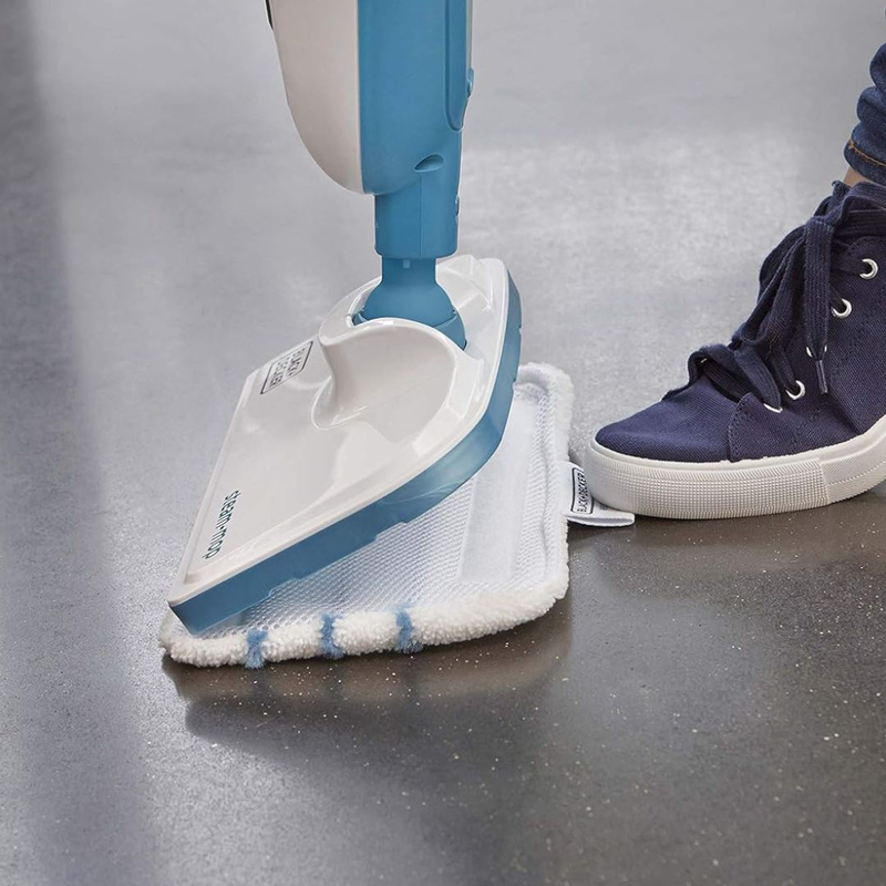 Black & decker ατμοκαθαριστής πίεσης 1300w 3 bar με περιστρεφόμενο πέλμα 180°, αφαιρούμενη λαβή, πανάκι μικροϊνών & χωρητικότητα δοχείου 380 ml fsm13e1-qs, , medium-null