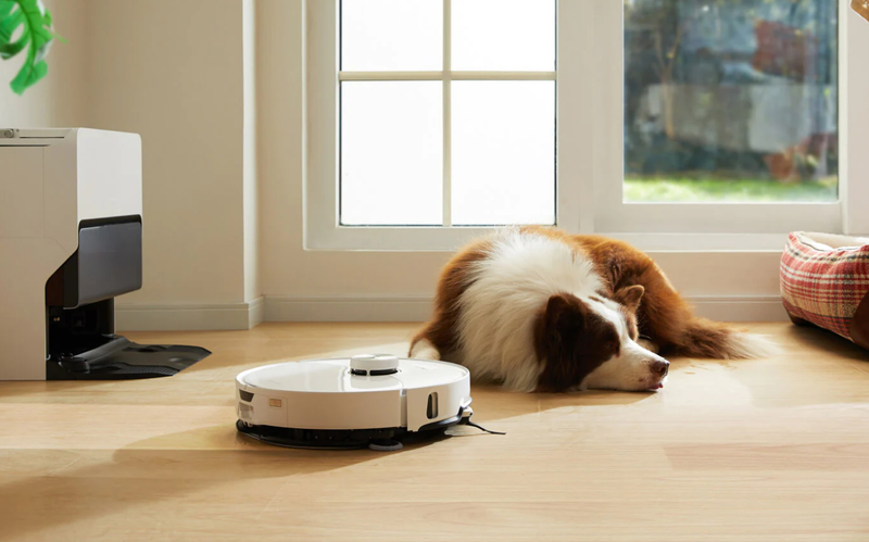 Roborock s8 maxv ultra robot vacuum carpet cleaning Wi-Fi white-null