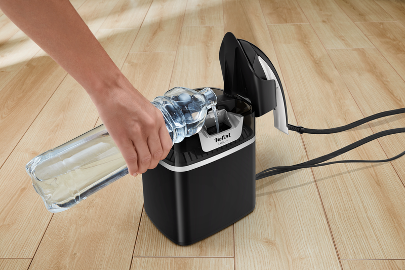 Tefal ixeo qt1510e0 garment steamer 2980w black, , medium-null