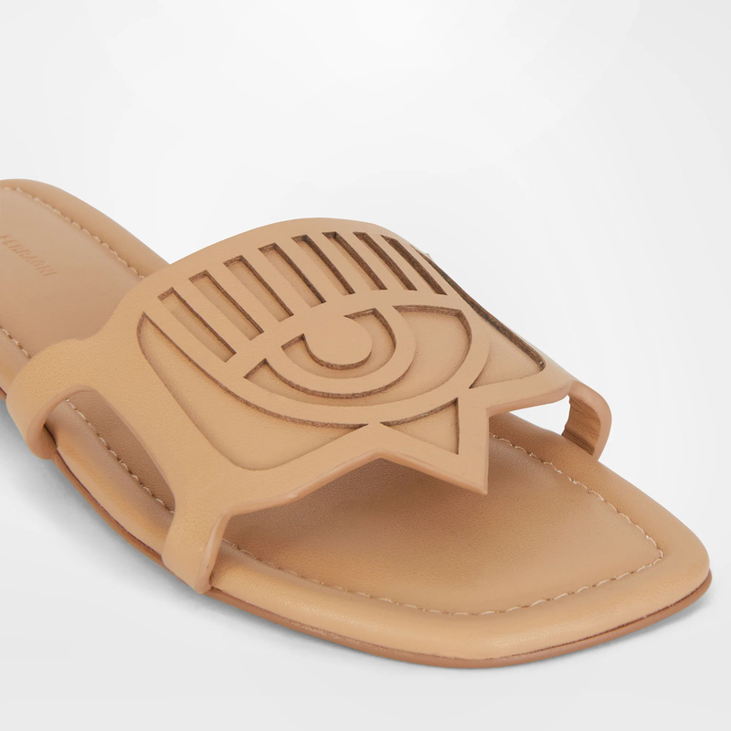 Eyelike sandals-null