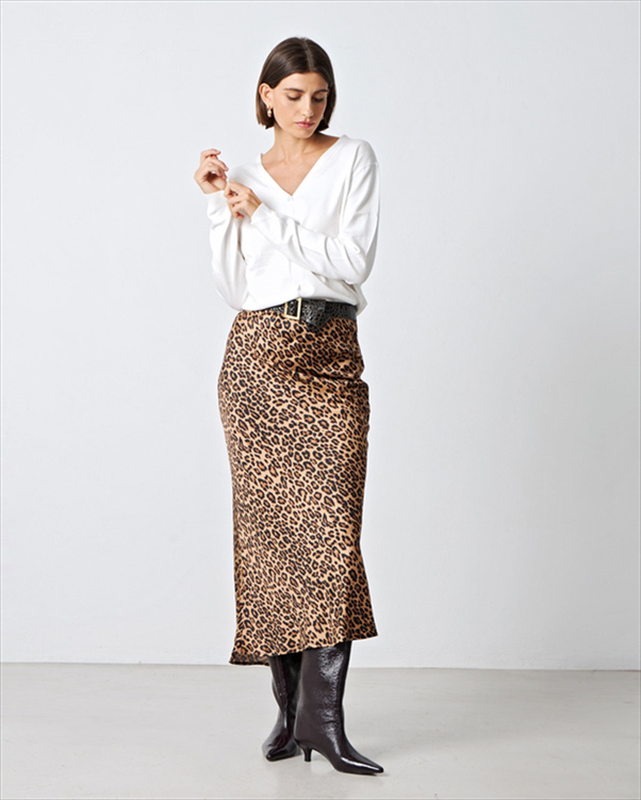 Skirt long animal print image number null