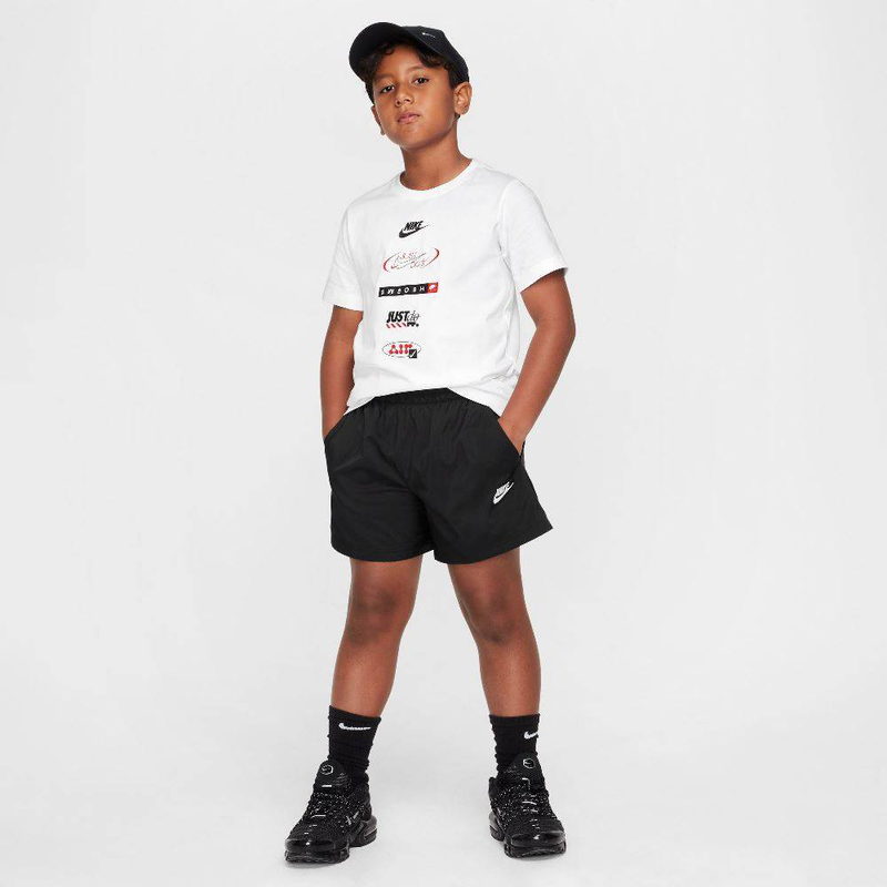 Kids nike sportswear t-shirt logos-null