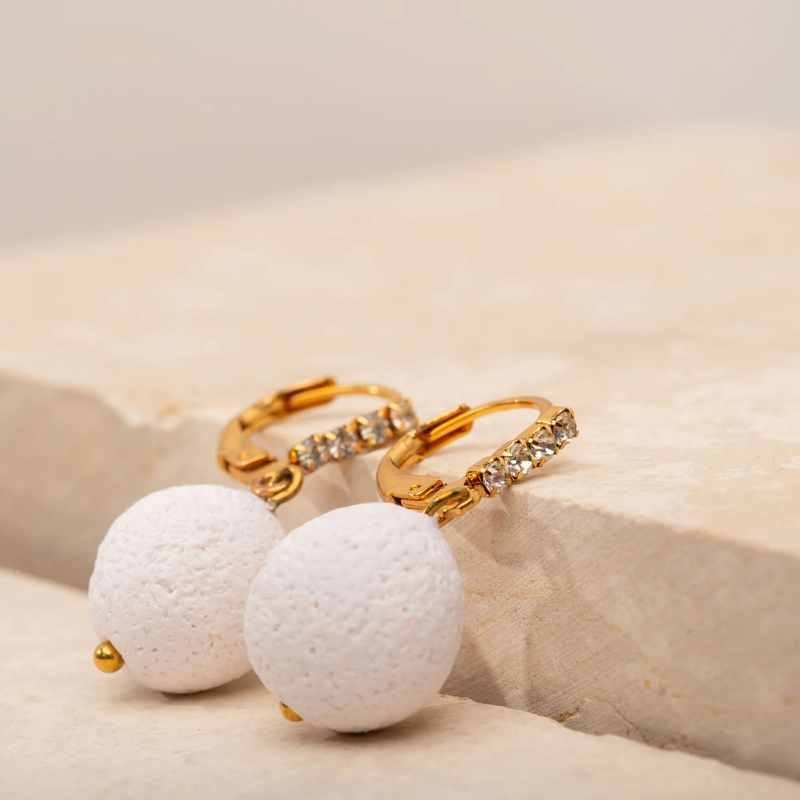 Hoop rhinestone earrings-null