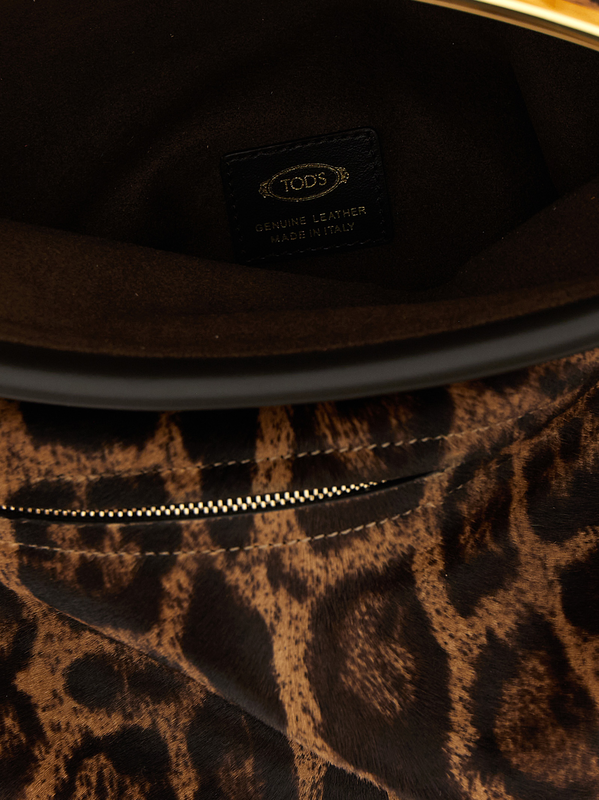 Brown calfskin shoulder bag-null