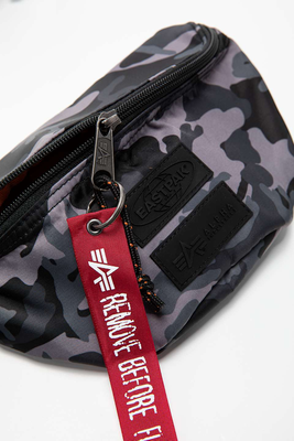 Springer eastpack x alpha, Black Camouflage, medium