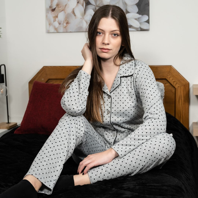 Ladys pajama with buttom in flanel fabric #it-5811, Light Grey, medium